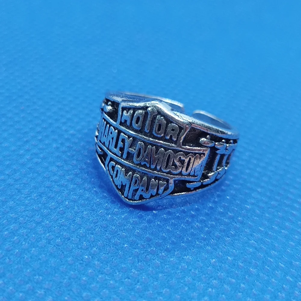 Harley Davidson Motor Cycle Company Biker Ring - Picture 6 of 8